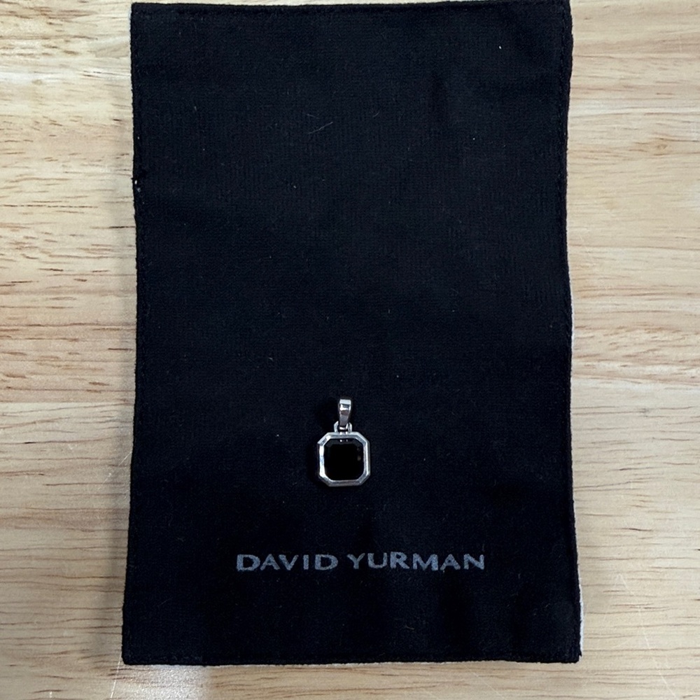 David Yurman Albion pendant in sterling silver with black onyx